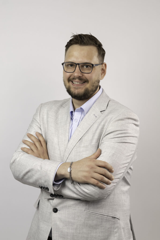 Michał Krawczyński – właściciel OrcaTech, informatyk i nauczyciel